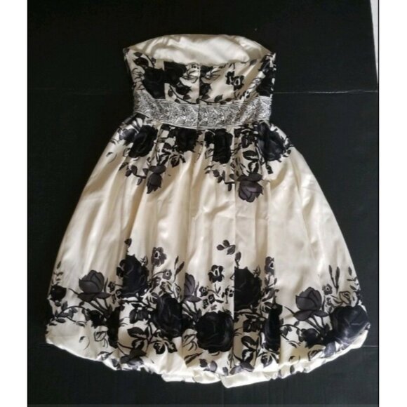 Forever 21 Women's Black Floral Beaded Waist Strapless Bubble Dress Size Medium - Picture 6 of 13
